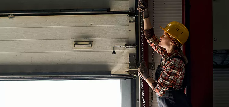 Addressing Common Garage Door Stoppage Issues in Calabasas, CA